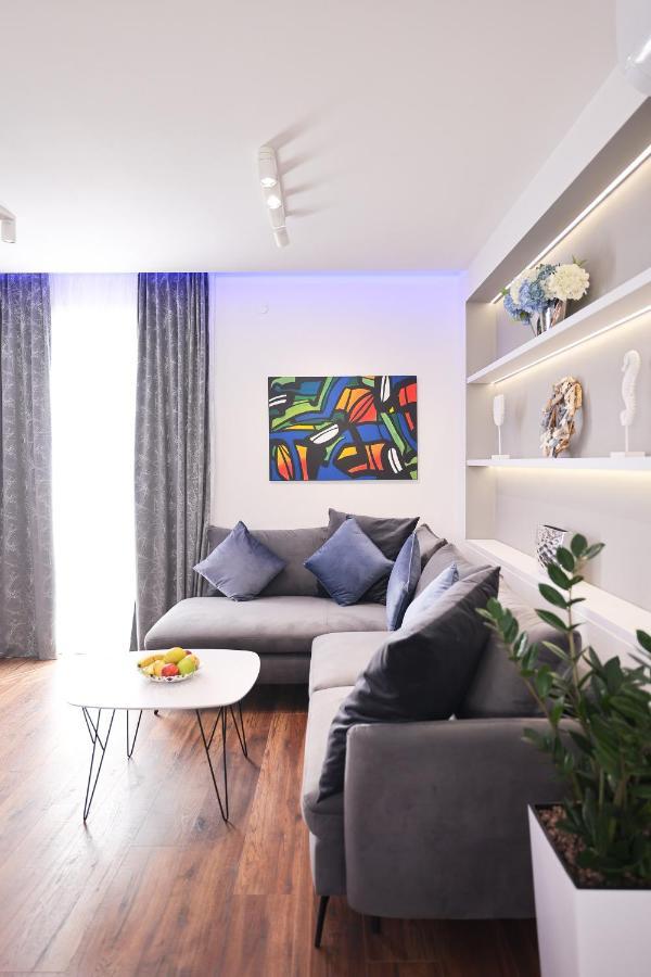 Apartment Larga Zara Esterno foto