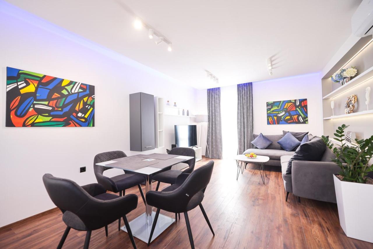 Apartment Larga Zara Esterno foto