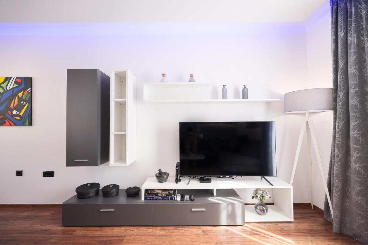 Apartment Larga Zara Esterno foto